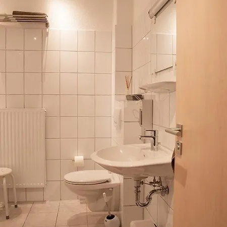 Ferienwohnung-maja-in-sassnitz-fuer-2-erwachsene-und-1-kind-oder-3-erwachsene