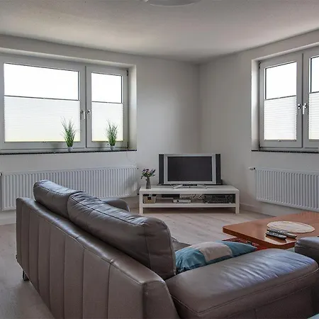 Apartment Ferienwohnung-maja-in-sassnitz-fuer-2-erwachsene-und-1-kind-oder-3-erwachsene *